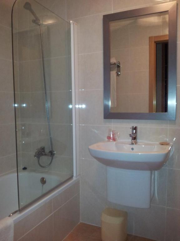 Hotel Av Apartamentos Lobios Szoba fotó